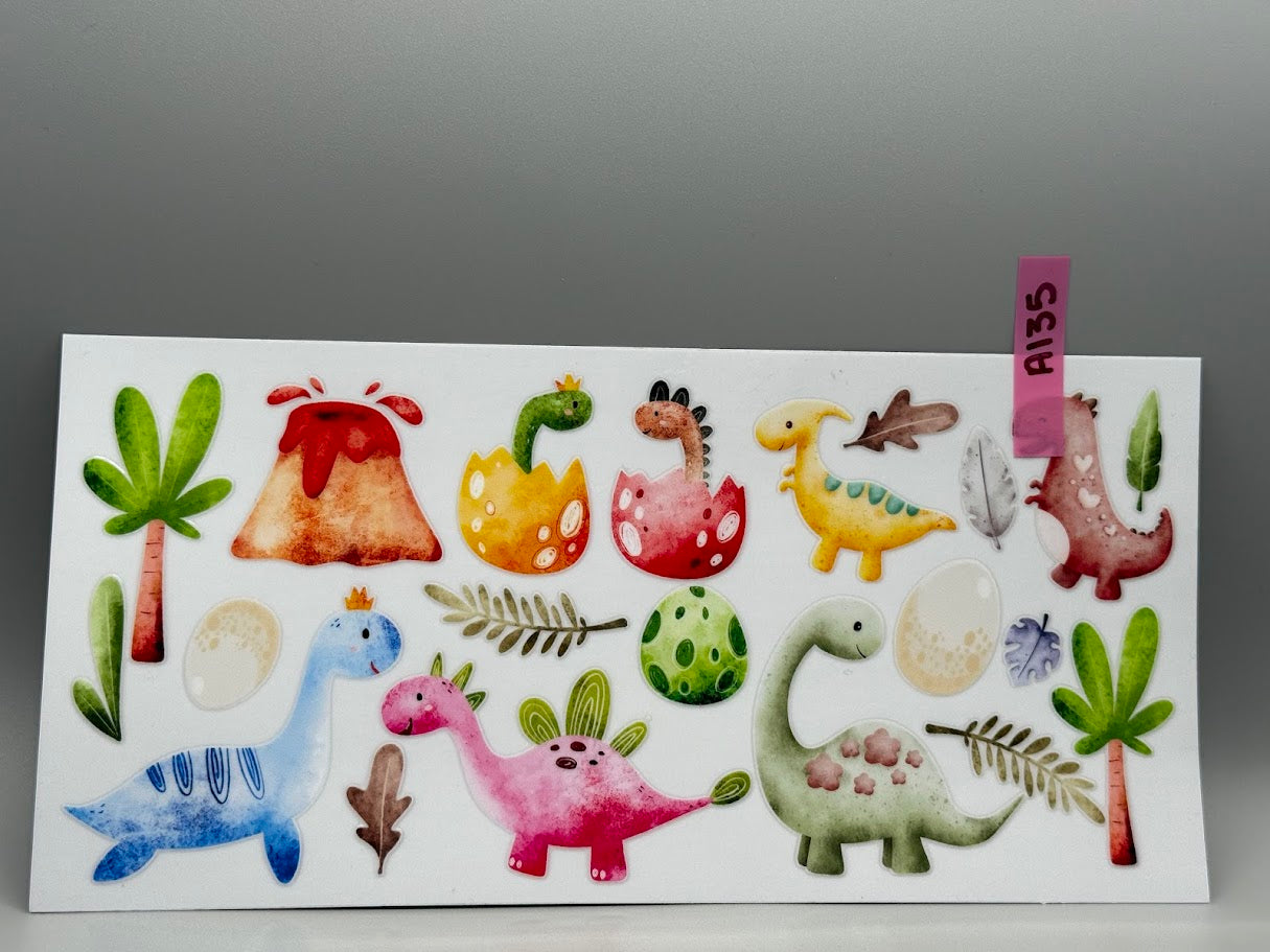 A135 DINOSAURS