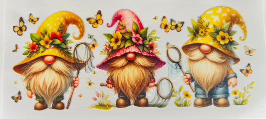Gnomes with butterflies (pink/yellow hats)