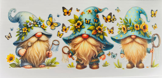Gnomes with butterflies (blue hats)